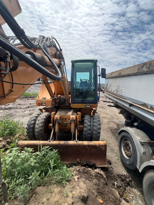 Firma de construcții oferă spre vânzare  utilaje in stare foarte bună  de funcționare!