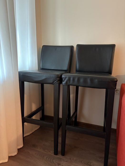Ikea BERGMUND 2бр бар стола  с облегалка, 75 см