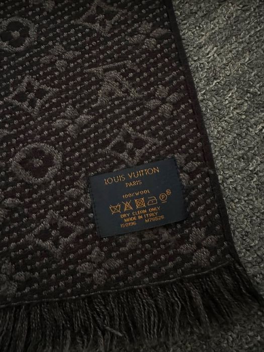 Оригинален Louis Vuitton Вълнен шал 2022