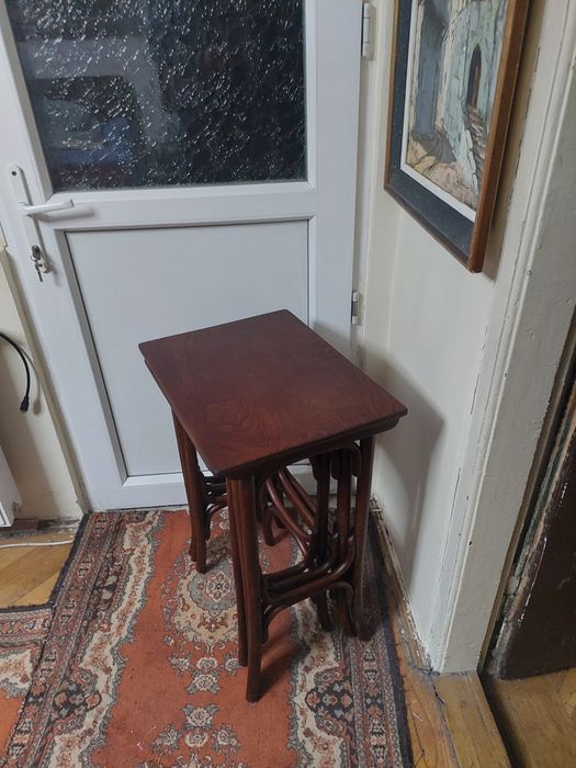 Set măsuțe Thonet an 1900