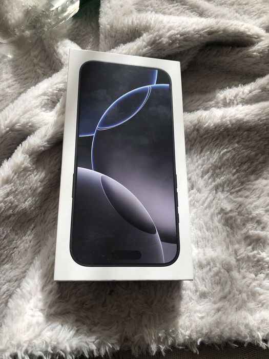 Продават се здрави кути за айфони за 16 про и за 15