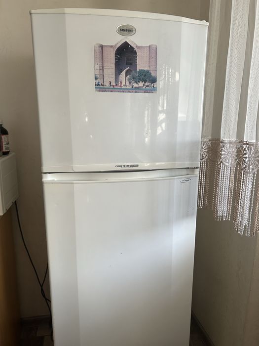 Холодильник и микроволновка б/у