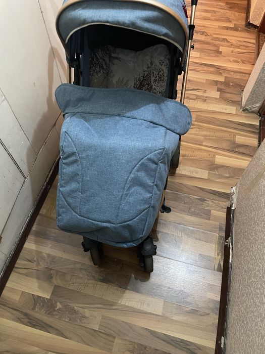 Продам коляску детскую