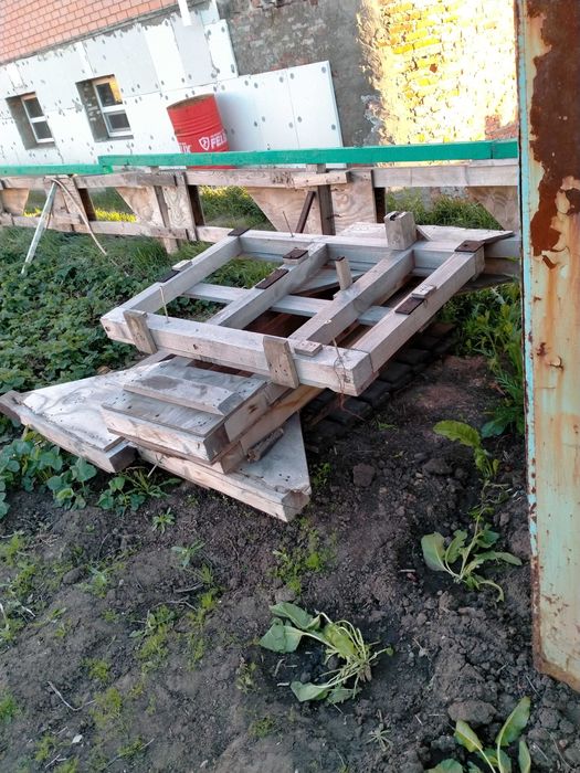 Доски  на дрова, самовывоз