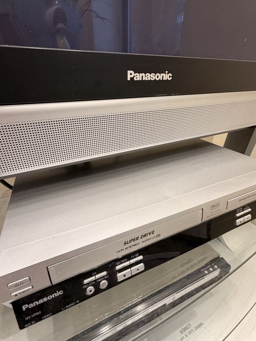 Продам телевизор японский Panasonic и видеомагнитофон б/у