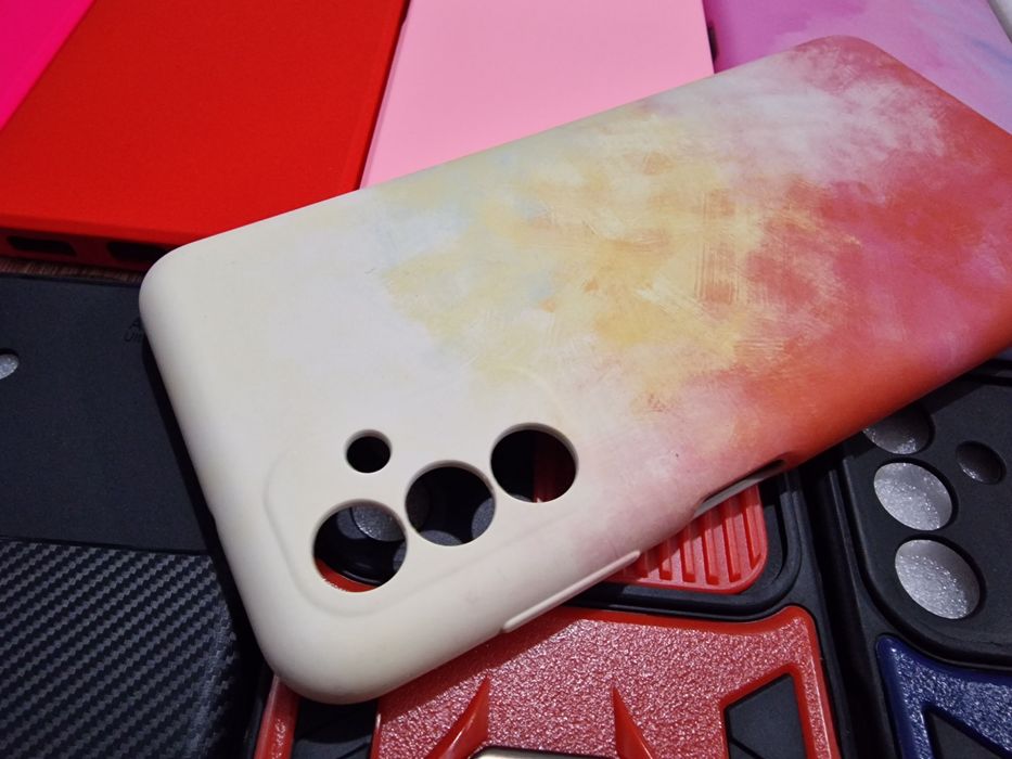 Samsung Galaxy A13 5G , Samsung Galaxy A04S гърбове