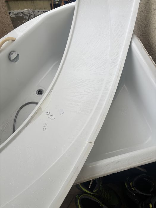 Cada pe colt in stare buna