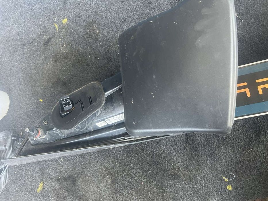 Оригинални стопове AUDI Q5 SQ5 Фейс 8R0 945 093 8R0 945 094