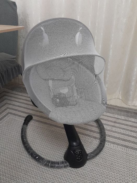 Продается новый шезлонг