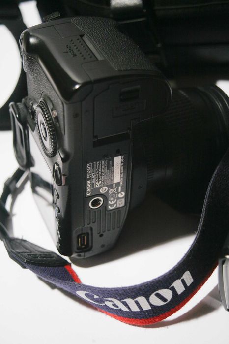 Canon EOS 40D + 28-80mm + Blitz Metz 44 AF