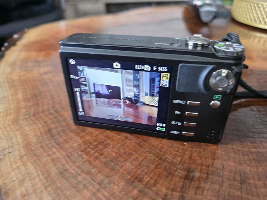 Aparat compact Ricoh CX2