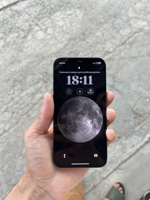 iPhone 12 xolati yaxshi joyi 64 gb yomkst 79 narx 290$