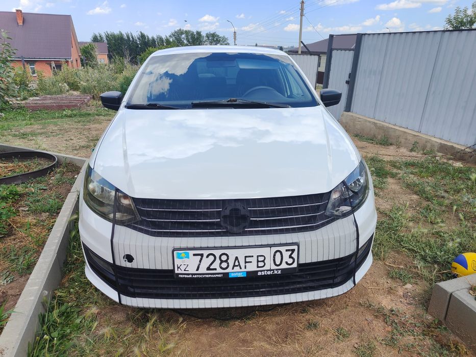 Продам автомашину Фольксваген поло
