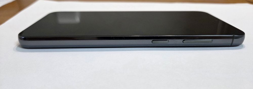 Продам Samsung galaxy s23plus