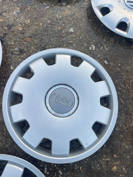 Оригинални 16 цола тасове от AUDI