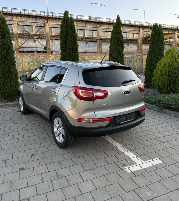 KIA Sportage 2011 — imagine 3