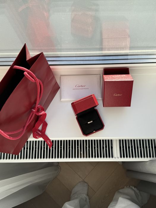 Продам кольцо Cartier love  original оригинал