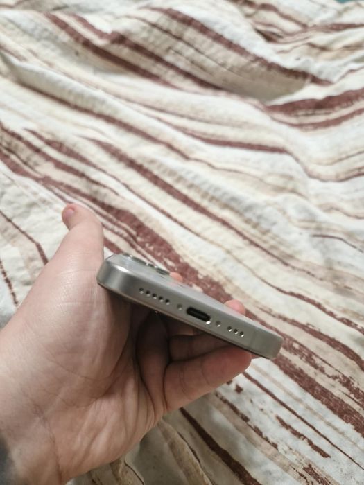 Vand/Schimb Iphone 15 pro 128gb