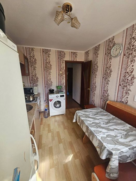 Продам 3 комнатную квартиру