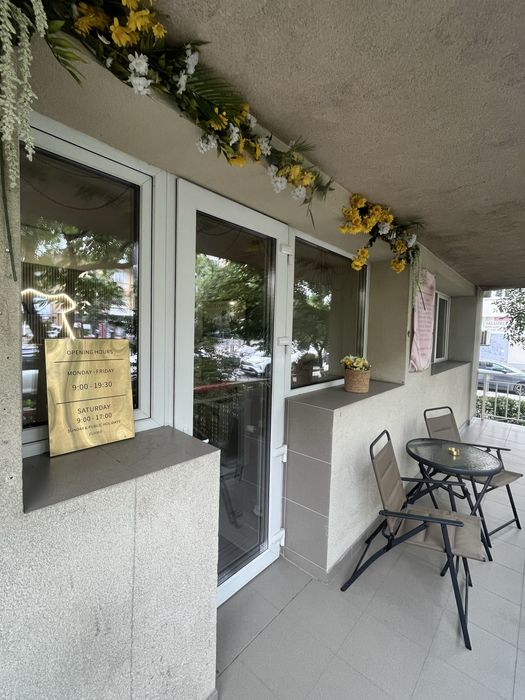 Vând Afacerea Salon Palm Beauty