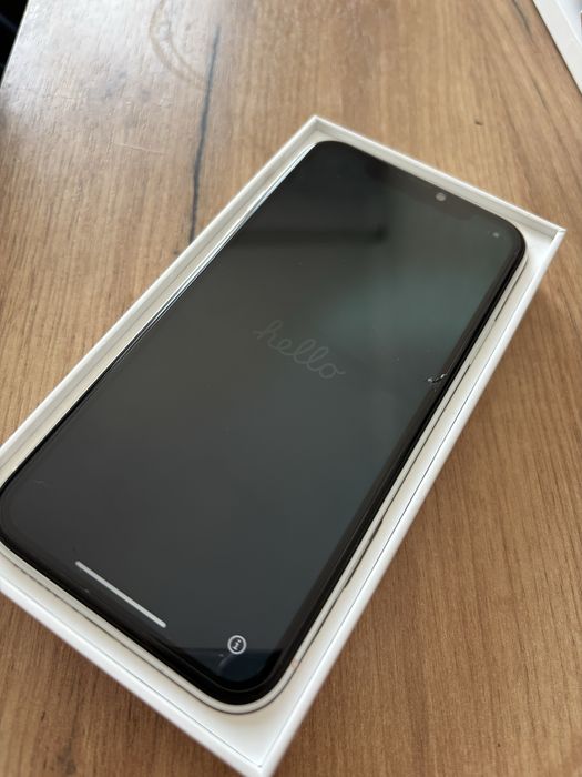 Продам iPhone 11 128гб б/у