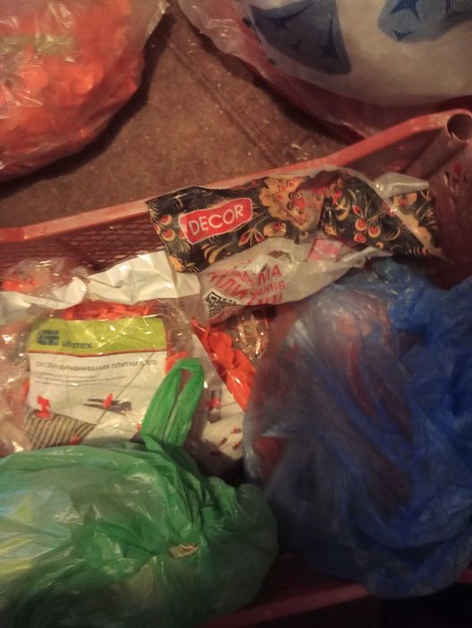 Продаю свп и клини по кафелю