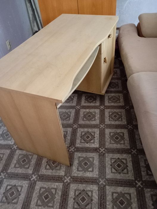 Отдам даром диван