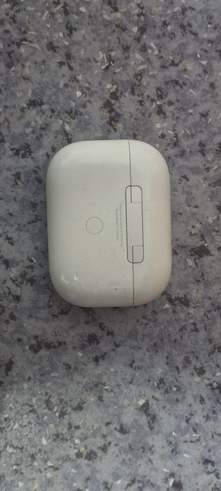 Продам оригинал airpods pro
 Номер модели A2084 — эт