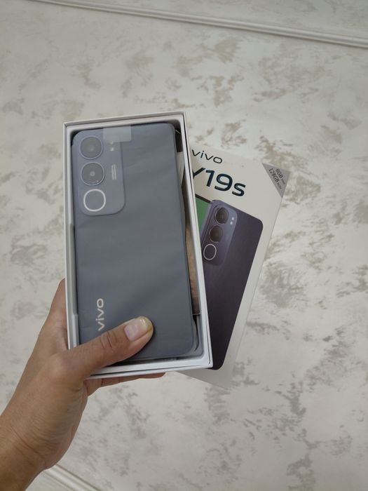 VIVO Y 19S  телефон