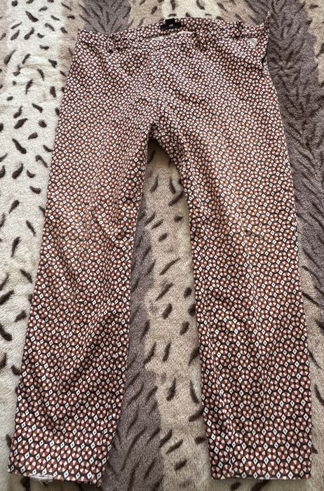 Pantaloni Damă H&M Pattern Edition | Mărimea 38 | Model Chic & Modern