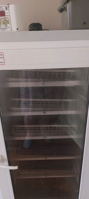 Продам инкубатор