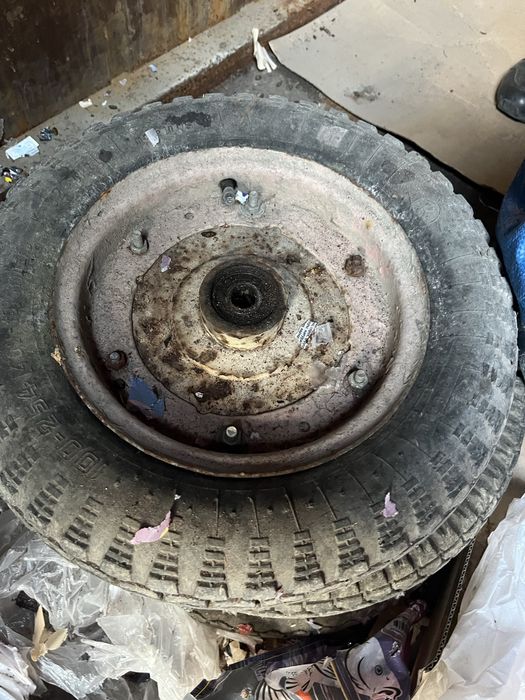 Продам колеса для муравейника