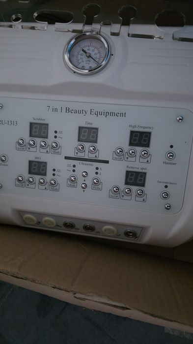 Косметологический аппарат.