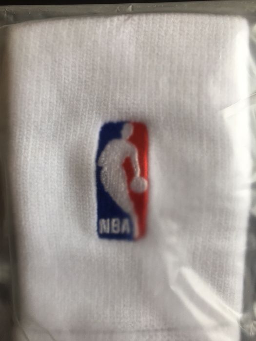 Баскетбольные напульсники