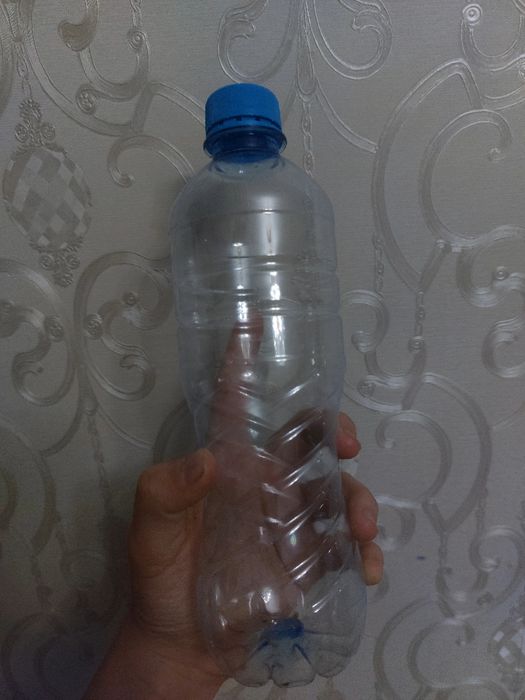 Бутылки продаются