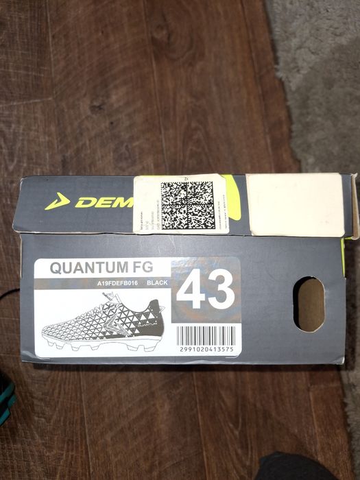 Продам Бутсы Demix