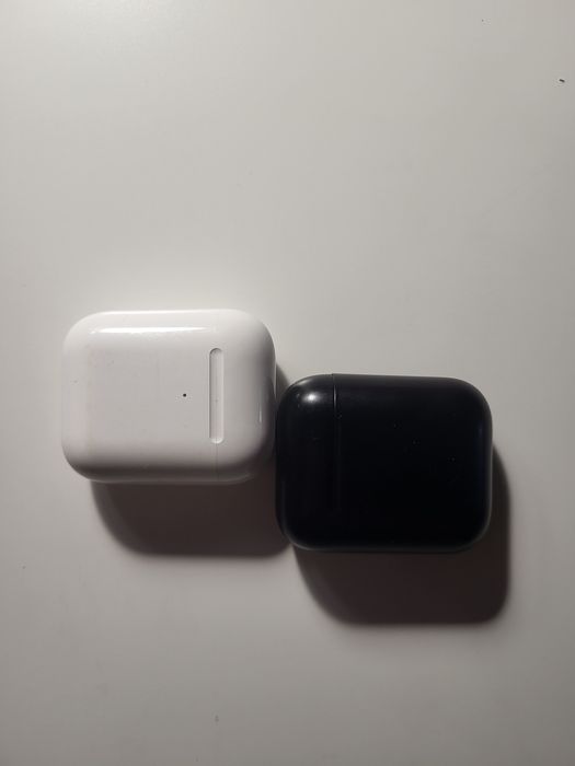 Айпоц чёрные булые