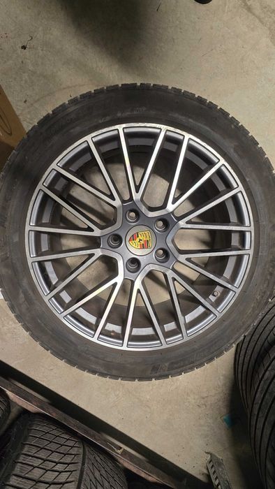 Джанти с гуми Porsche Cayenne