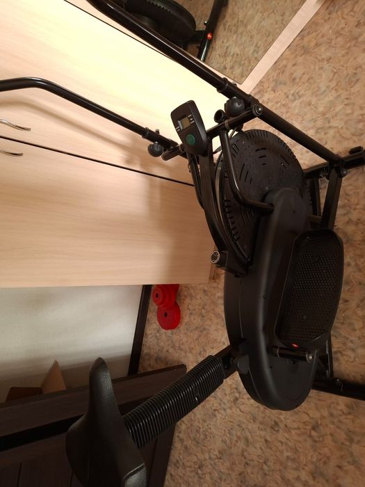 Эллиптический тренажёр