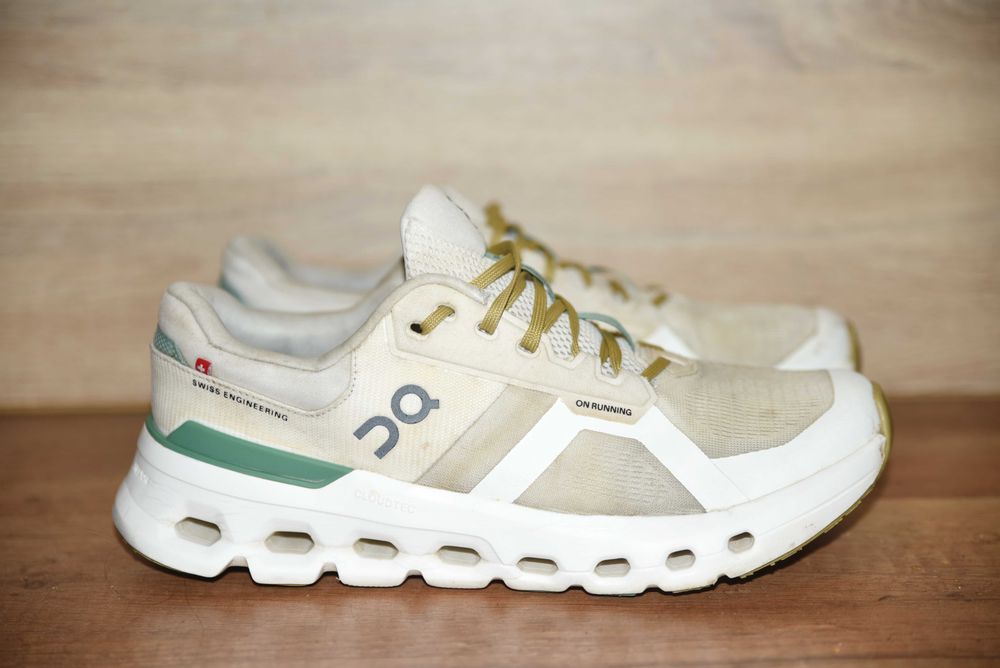 On Cloud оригинални маратонки, 43 номер