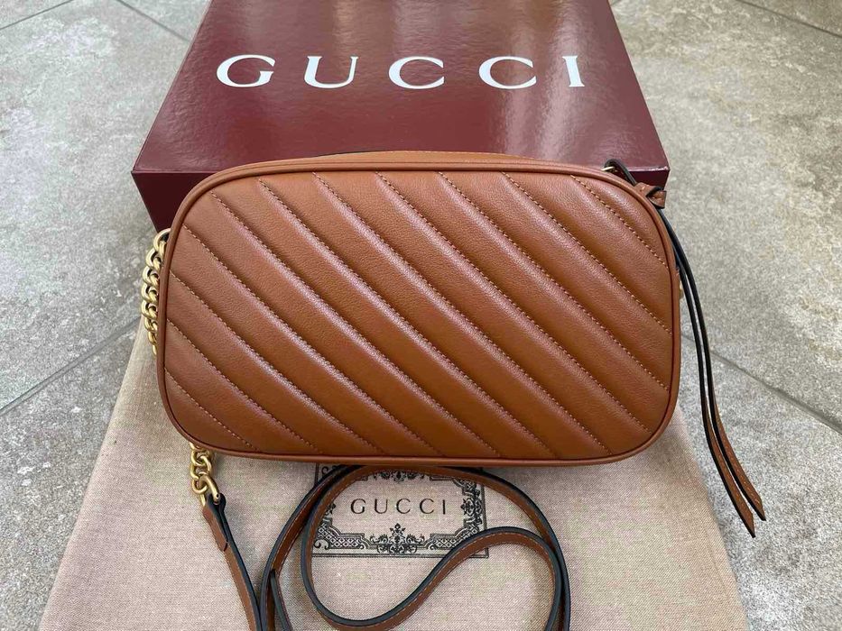 Gucci Чанта Marmont Малка Гучи Кафява кожa Златно GG Лого Оригинална