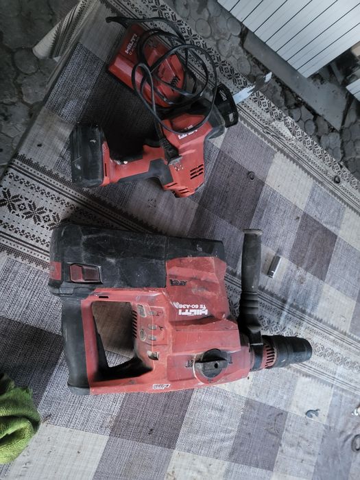 Vând scule hilti