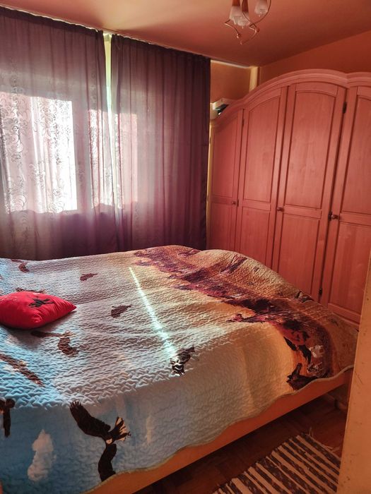 Vând apartament cu 2 camere ,micro 16.etaj 1