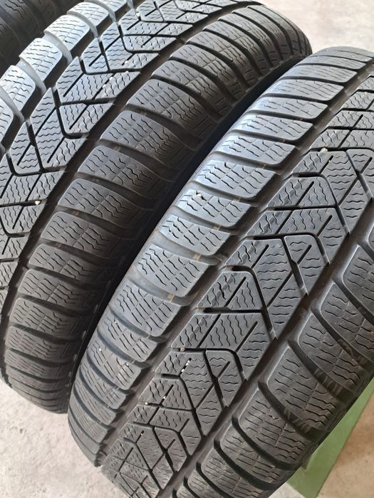 4 anvelope iarnă 205 60 r16 Pirelli
