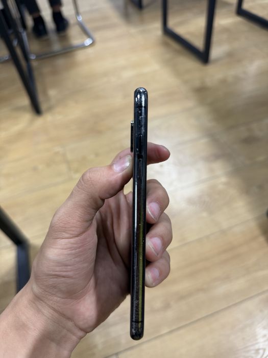 Iphone x sotiladi