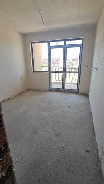 Продава се Двустаен апартамент в Пловдив, Остромила - 60 кв.м за 1334 €/кв.м - Снимка #1
