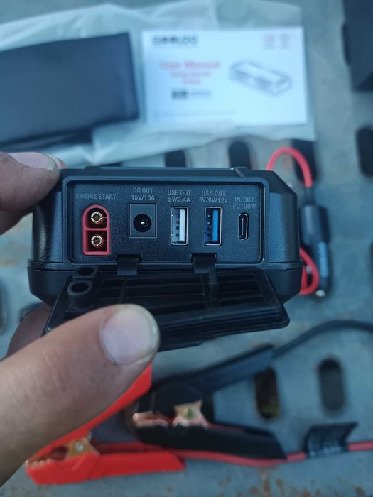 Стартерно устройство бустер jump starter GOOLOO GT4000