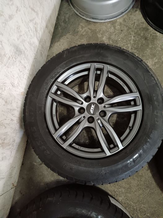 Set jante aliaj prindere 5x108 et 52.5 cu anvelope iarna 235/65/17 xl  ford Volvo jaguar land rover  Citroen