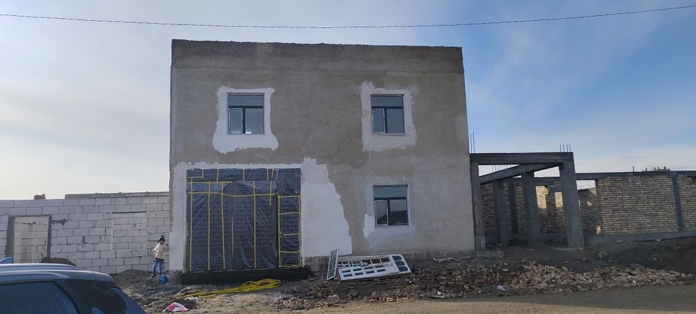 Ярим тайёр участок сотилади.