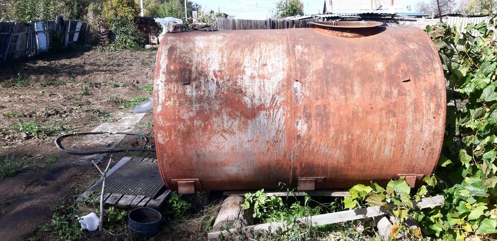 Бак,цестерна 3 тонны